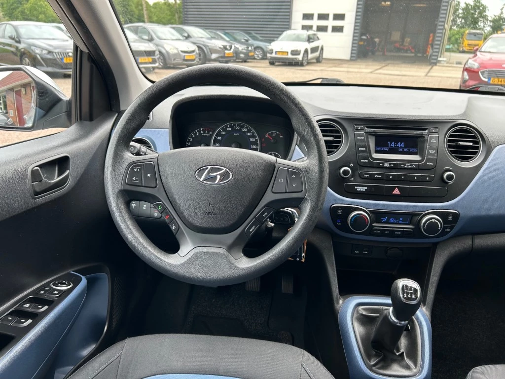 Hoofdafbeelding Hyundai i10