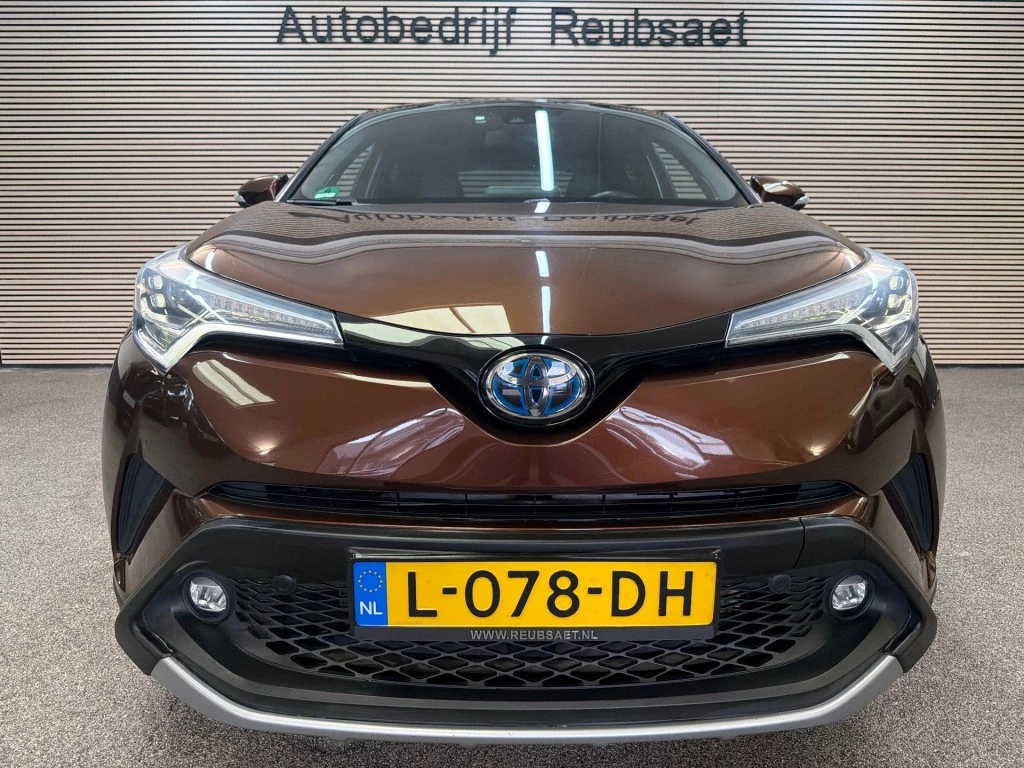 Hoofdafbeelding Toyota C-HR