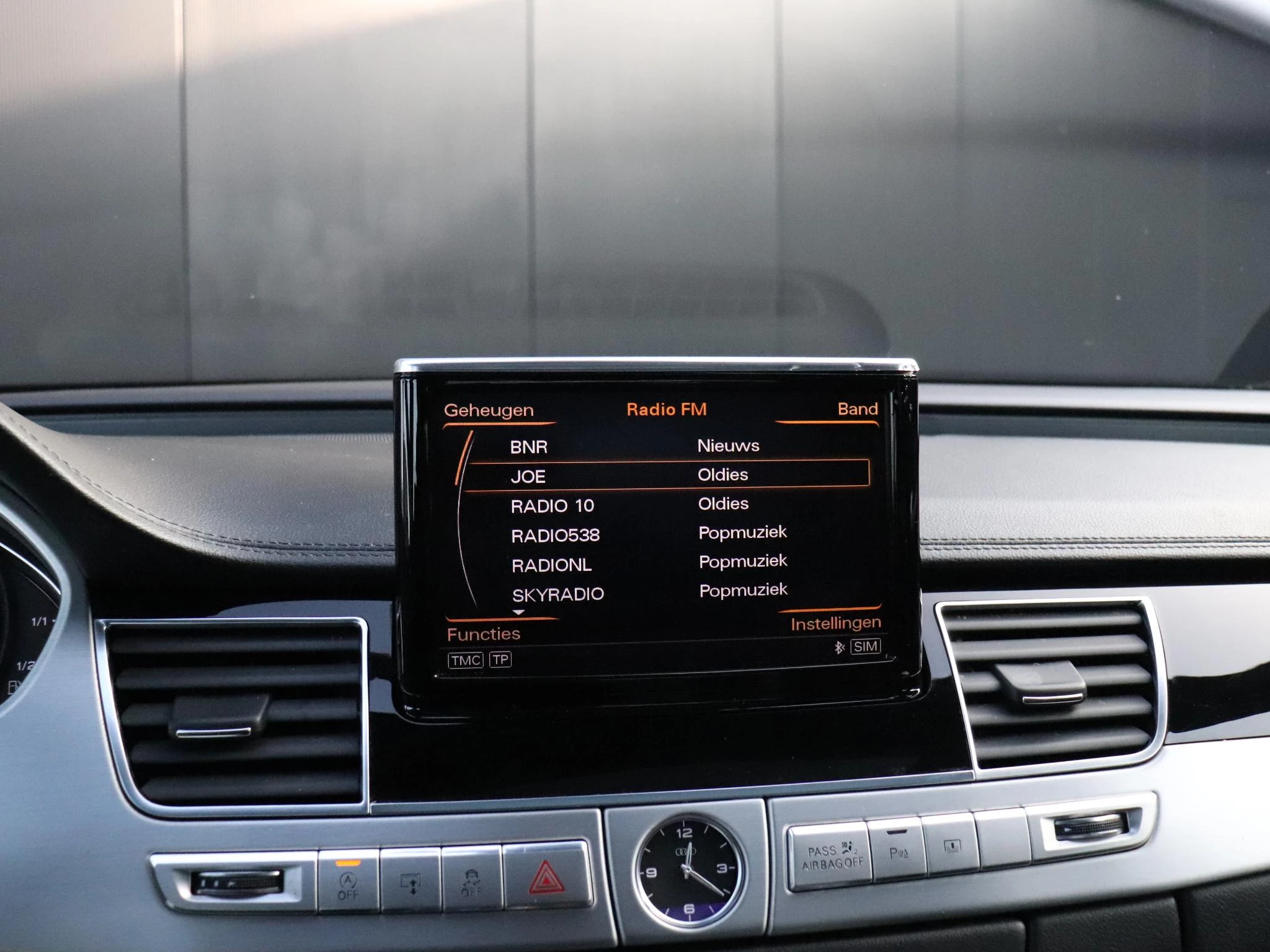 Hoofdafbeelding Audi A8