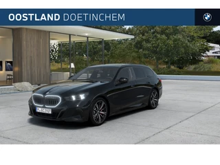 BMW 5 Serie Touring 520i High Executive M Sport Automaat / Trekhaak / Bowers & Wilkins / Adaptief onderstel professional / Adaptieve LED / Comfort Access / Stuurverwarming / Parking Assistant Plus