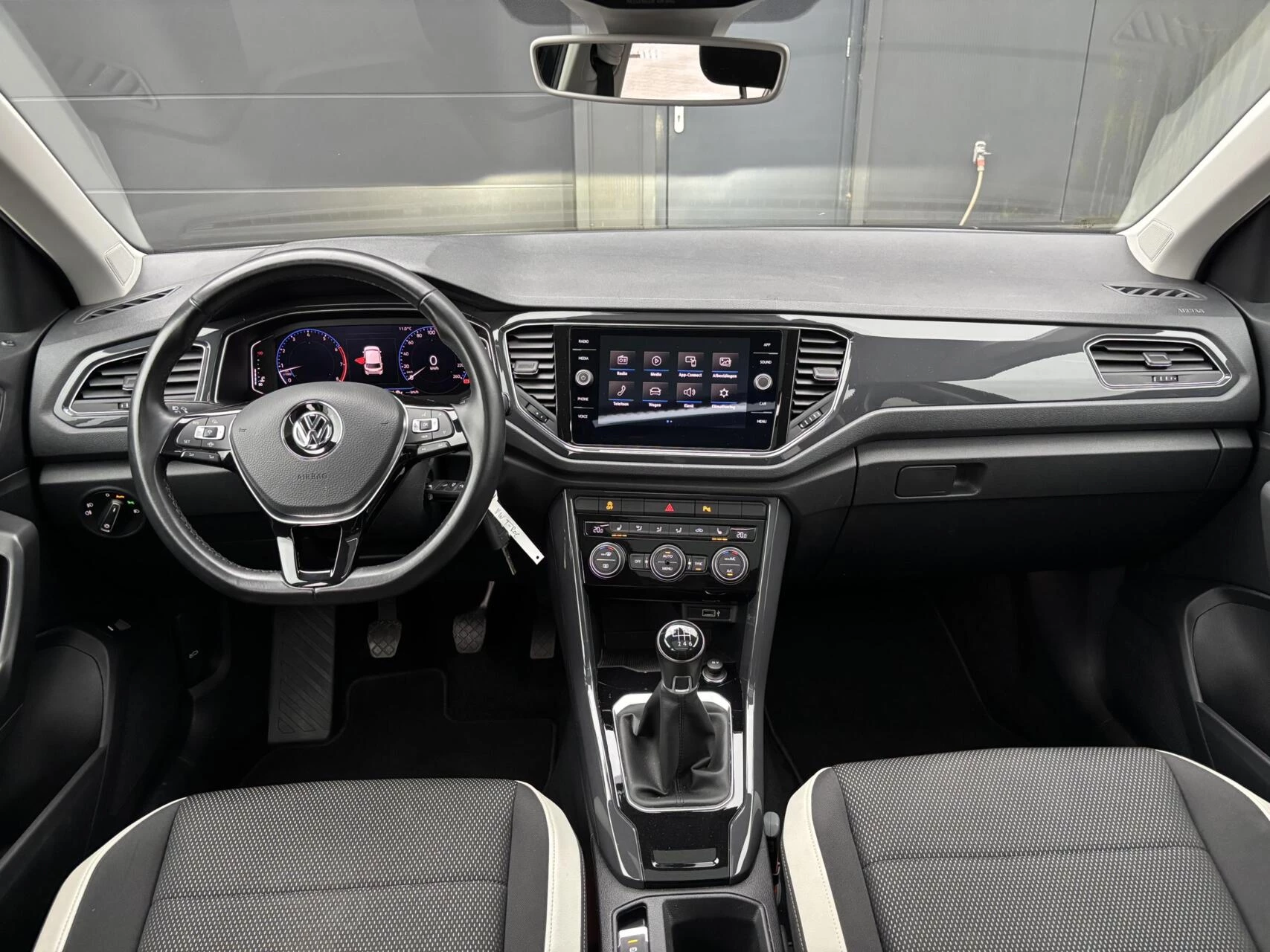 Hoofdafbeelding Volkswagen T-Roc