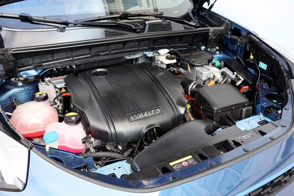 Hoofdafbeelding Lynk & Co 01