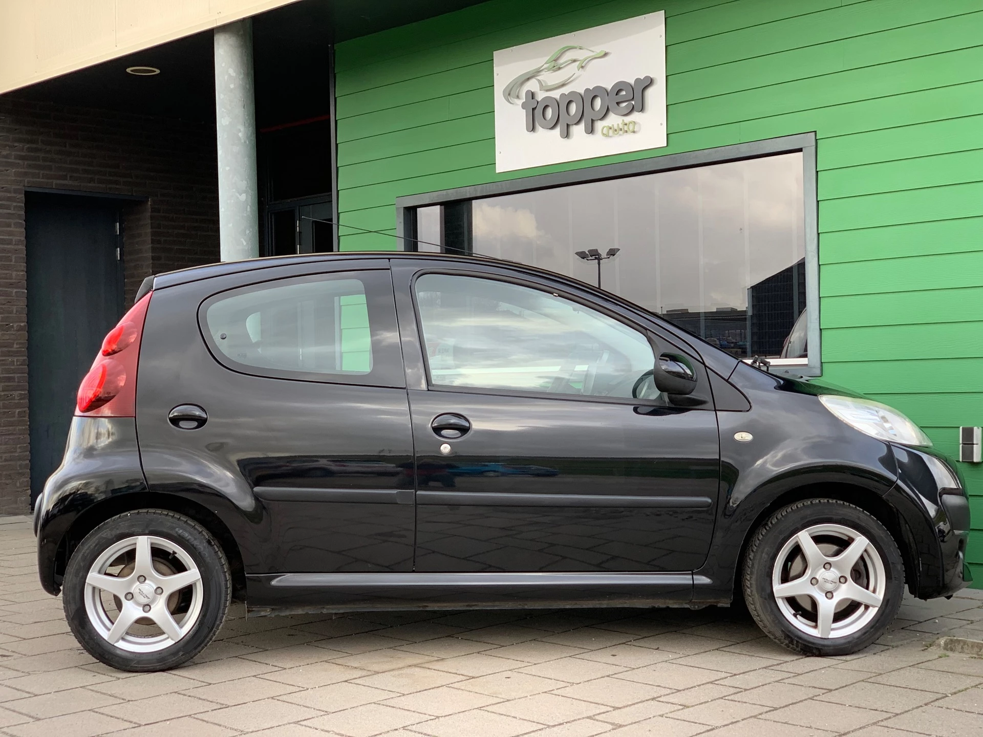 Hoofdafbeelding Peugeot 107