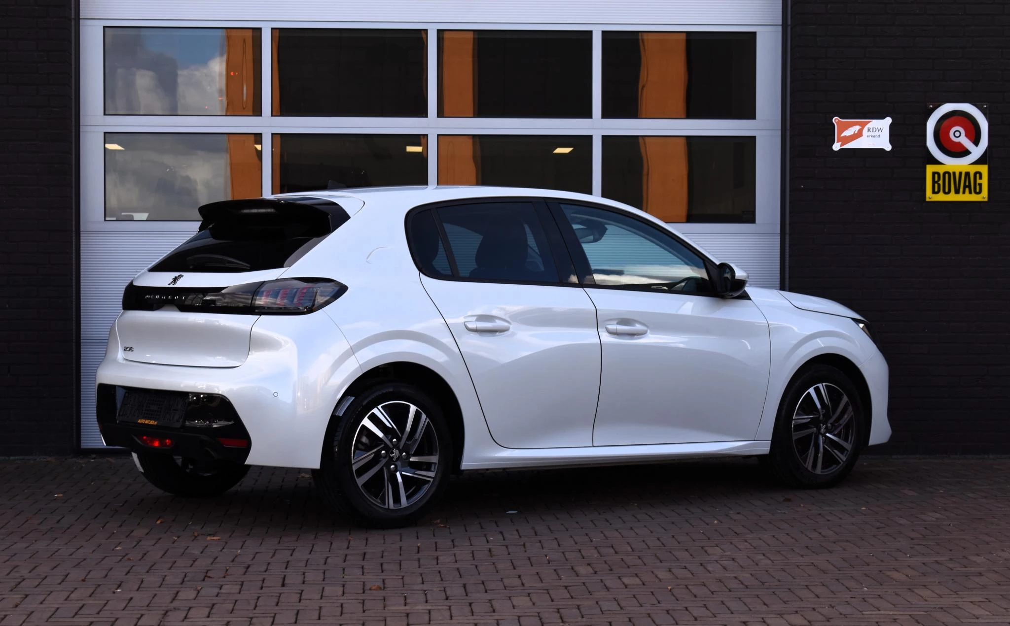 Hoofdafbeelding Peugeot 208