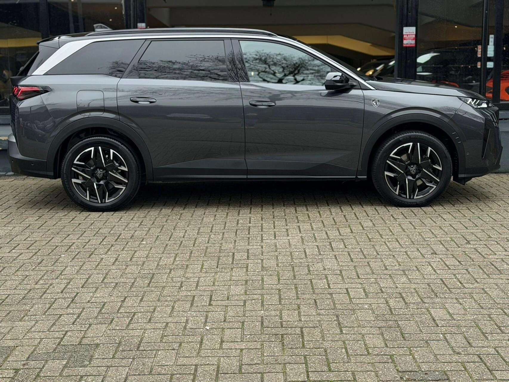 Hoofdafbeelding Peugeot 5008