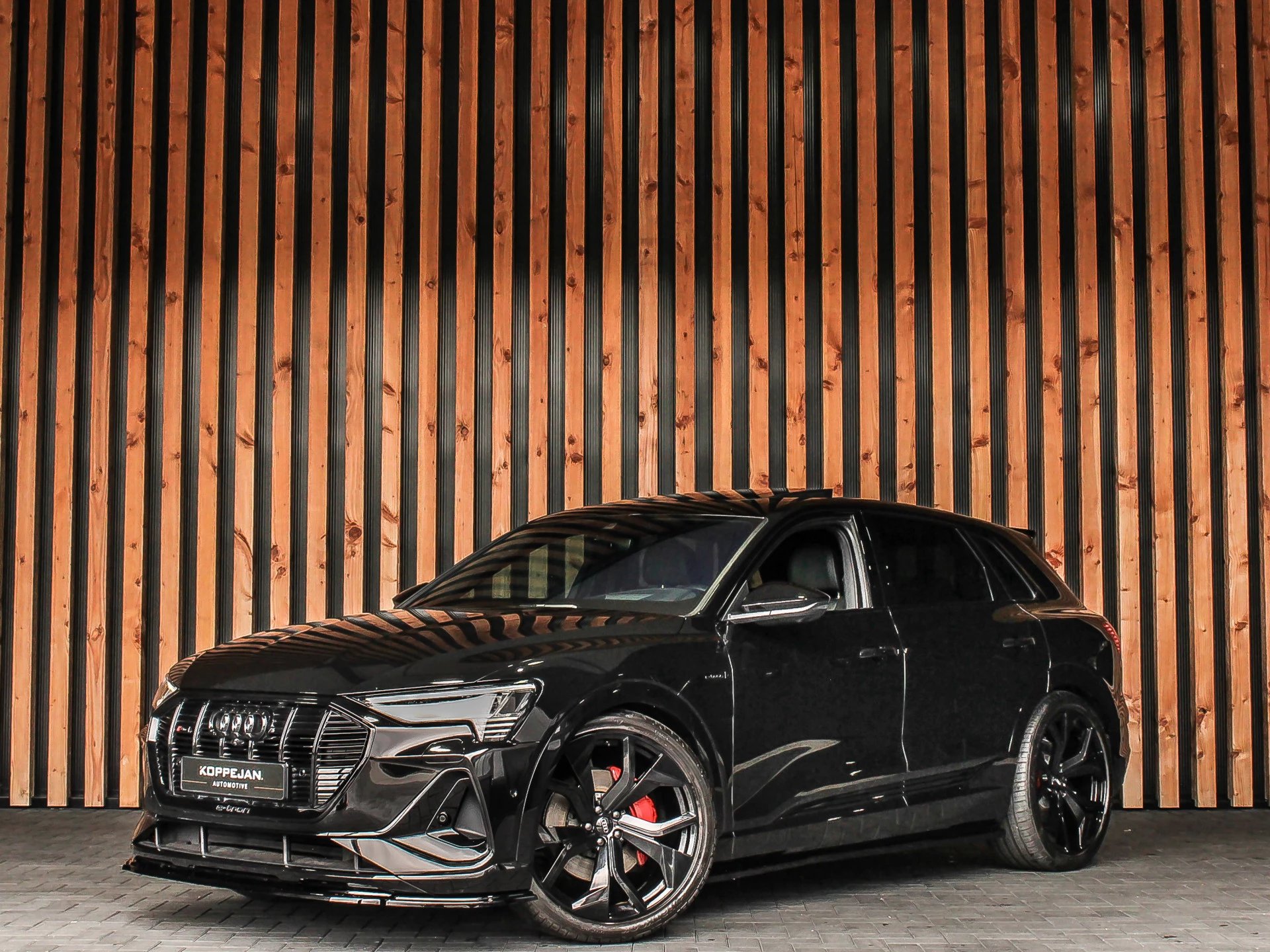 Hoofdafbeelding Audi e-tron