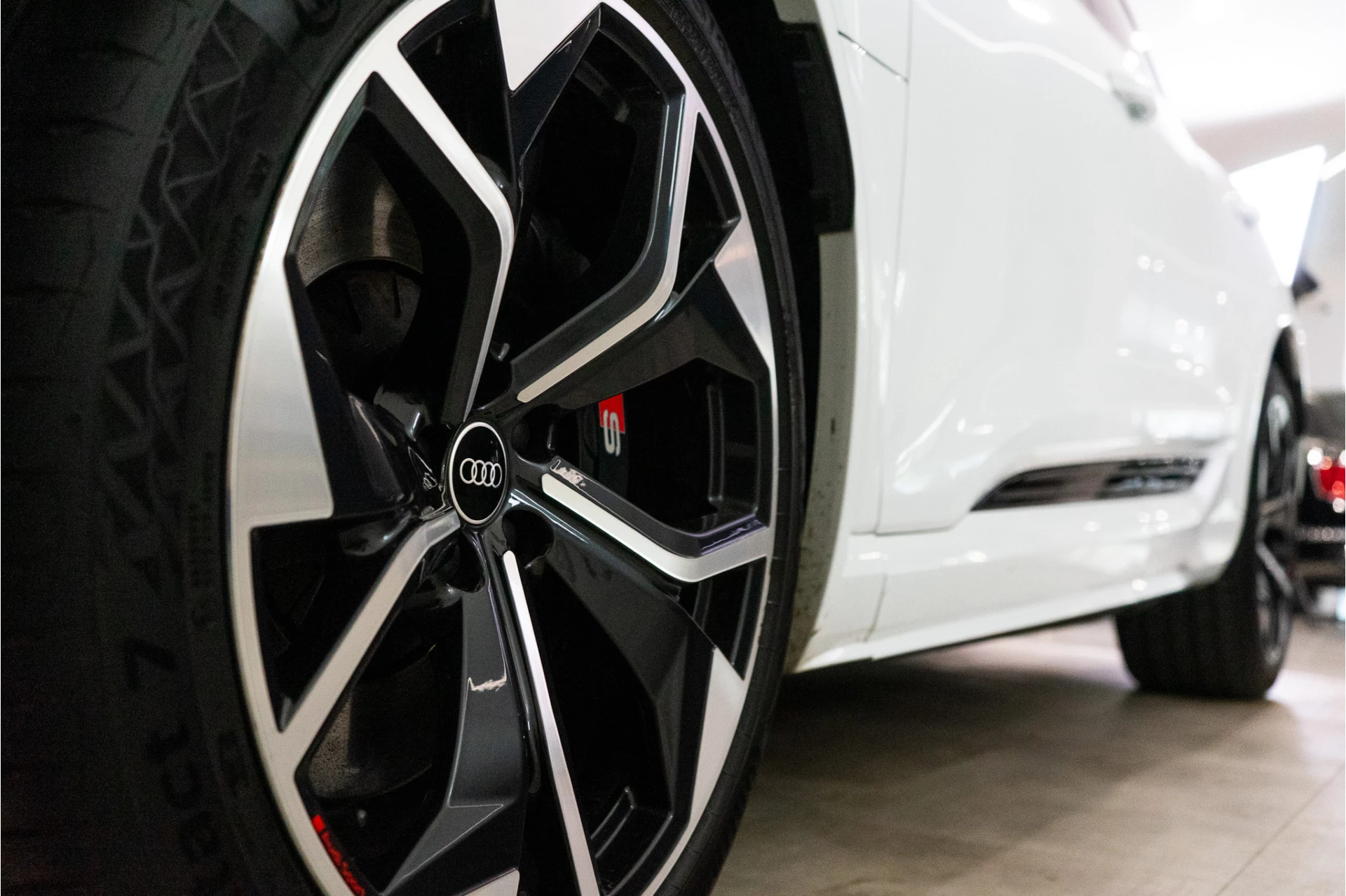 Hoofdafbeelding Audi e-tron