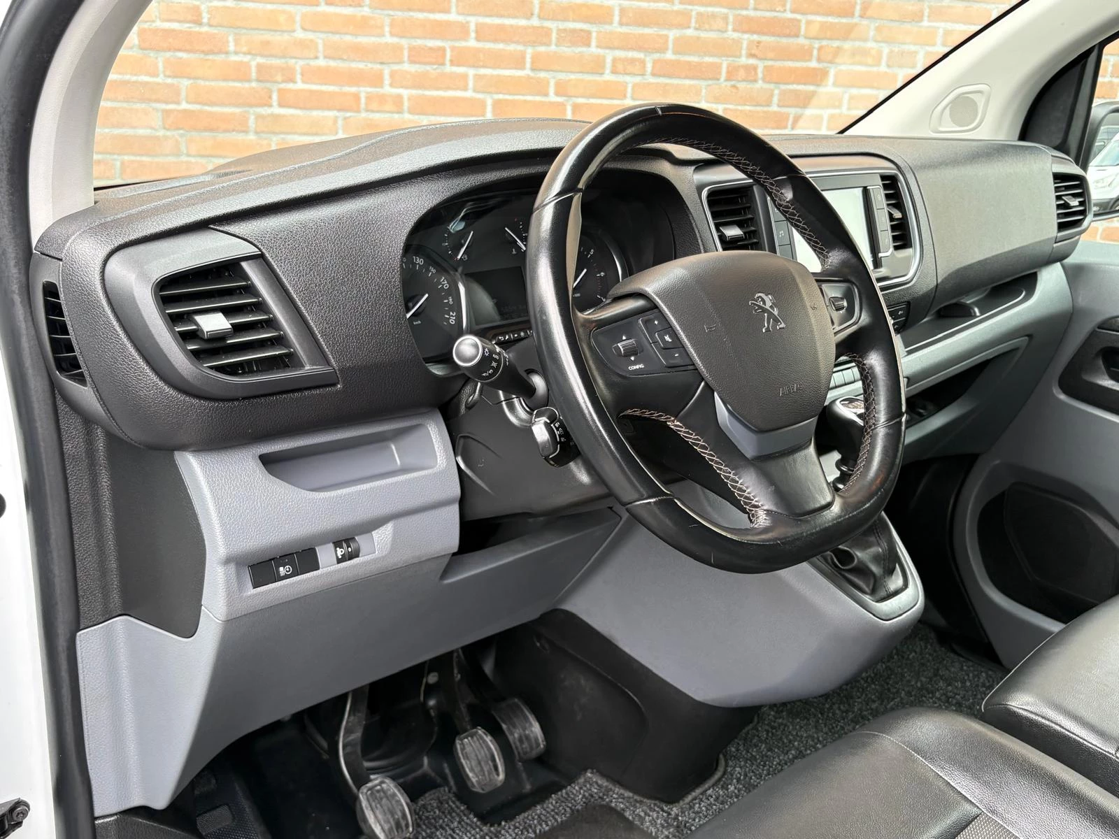 Hoofdafbeelding Peugeot Expert