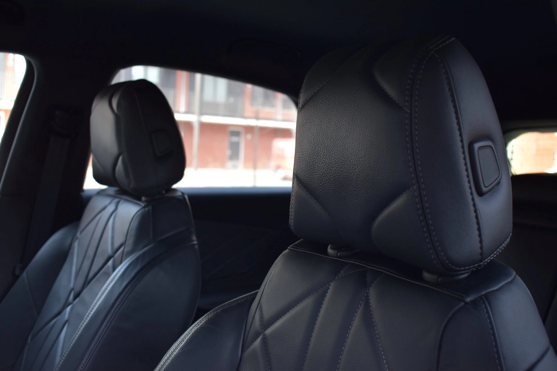 Hoofdafbeelding DS DS 7