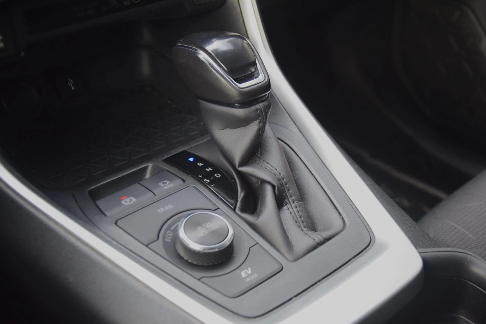 Hoofdafbeelding Toyota RAV4