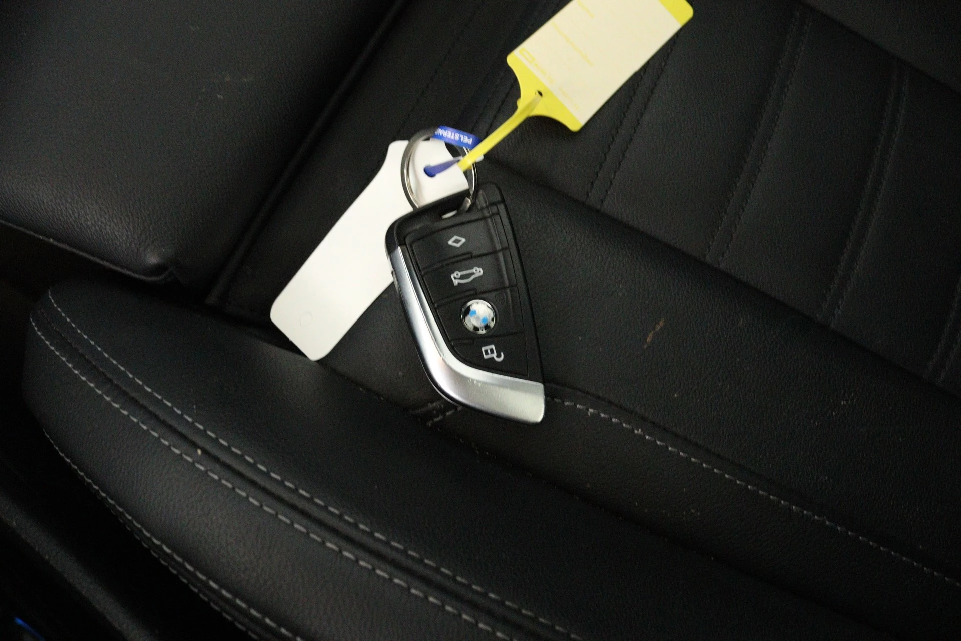 Hoofdafbeelding BMW iX3