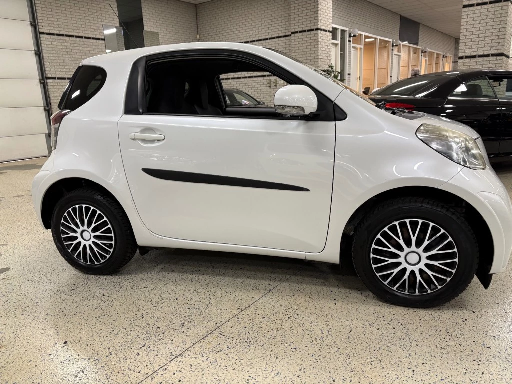 Hoofdafbeelding Toyota iQ