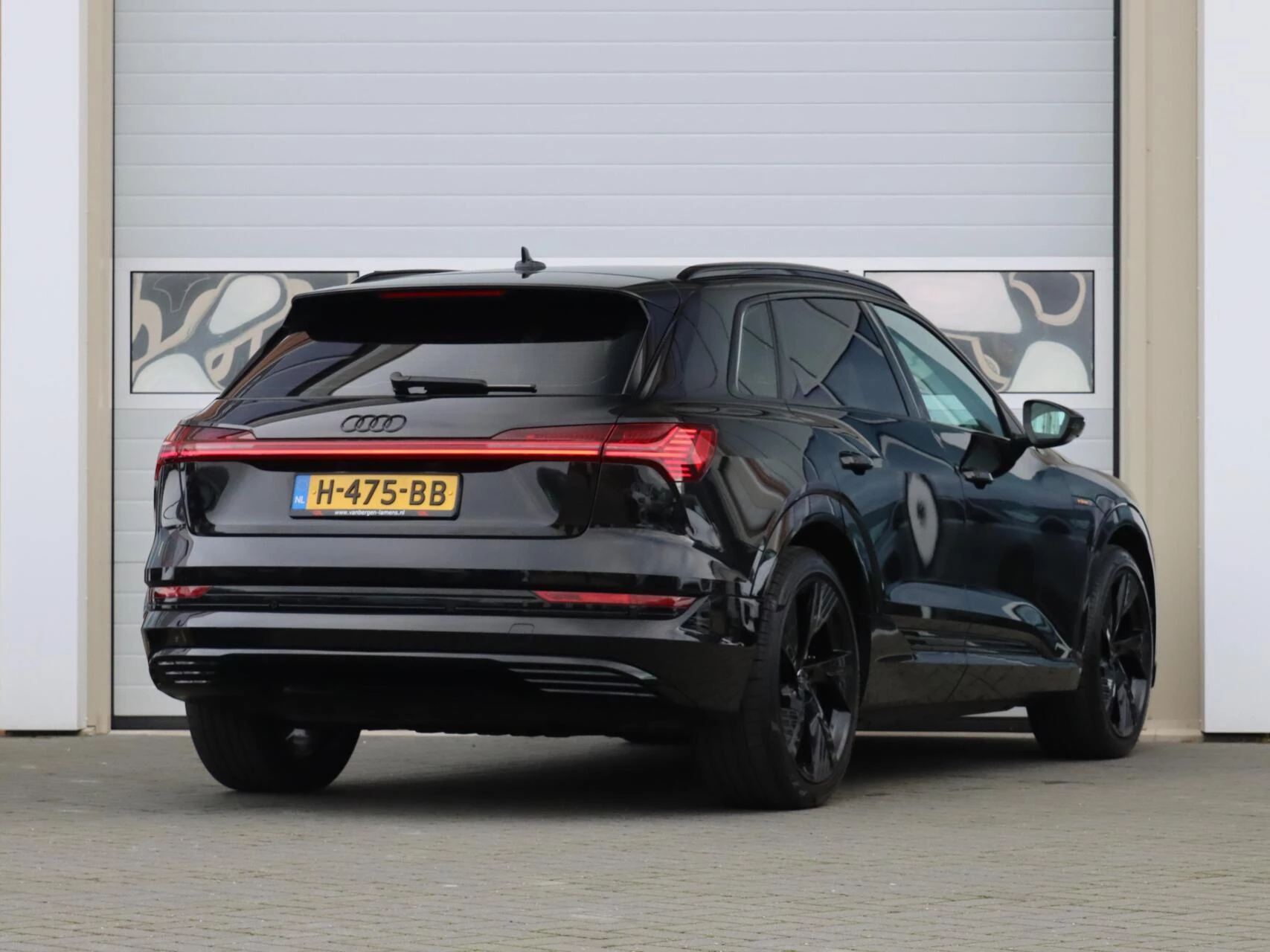 Hoofdafbeelding Audi e-tron