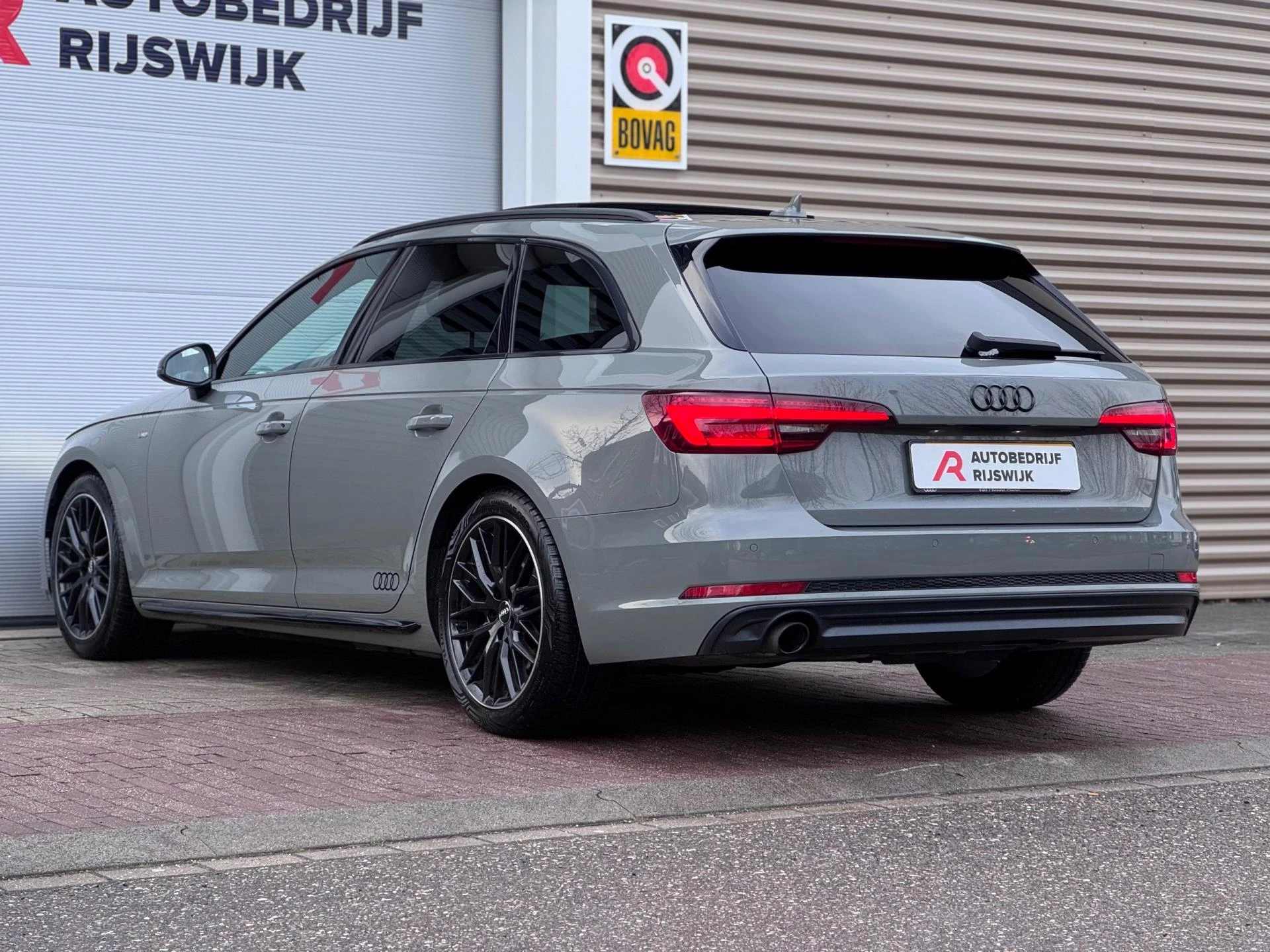 Hoofdafbeelding Audi A4