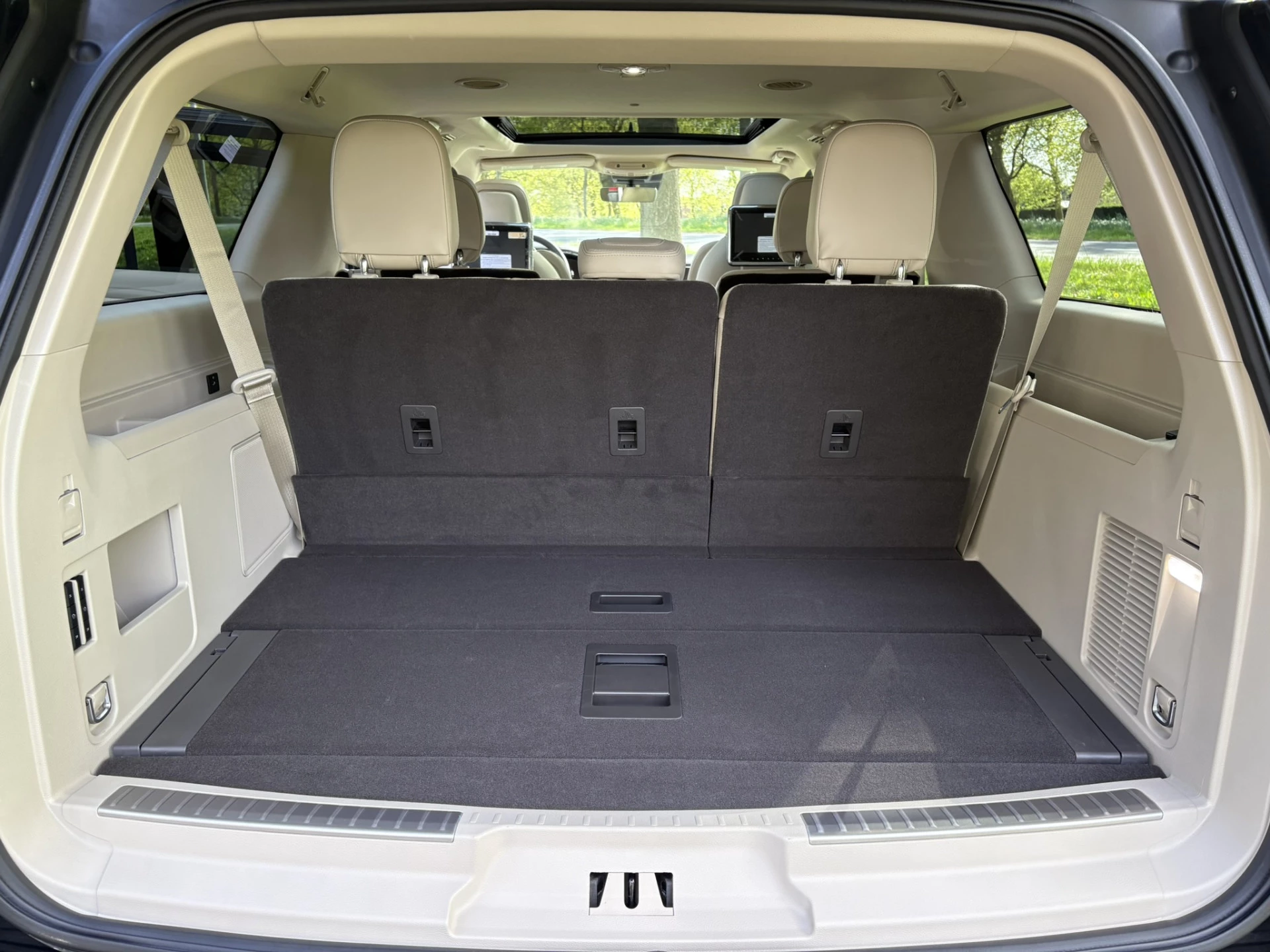 Hoofdafbeelding Lincoln Navigator