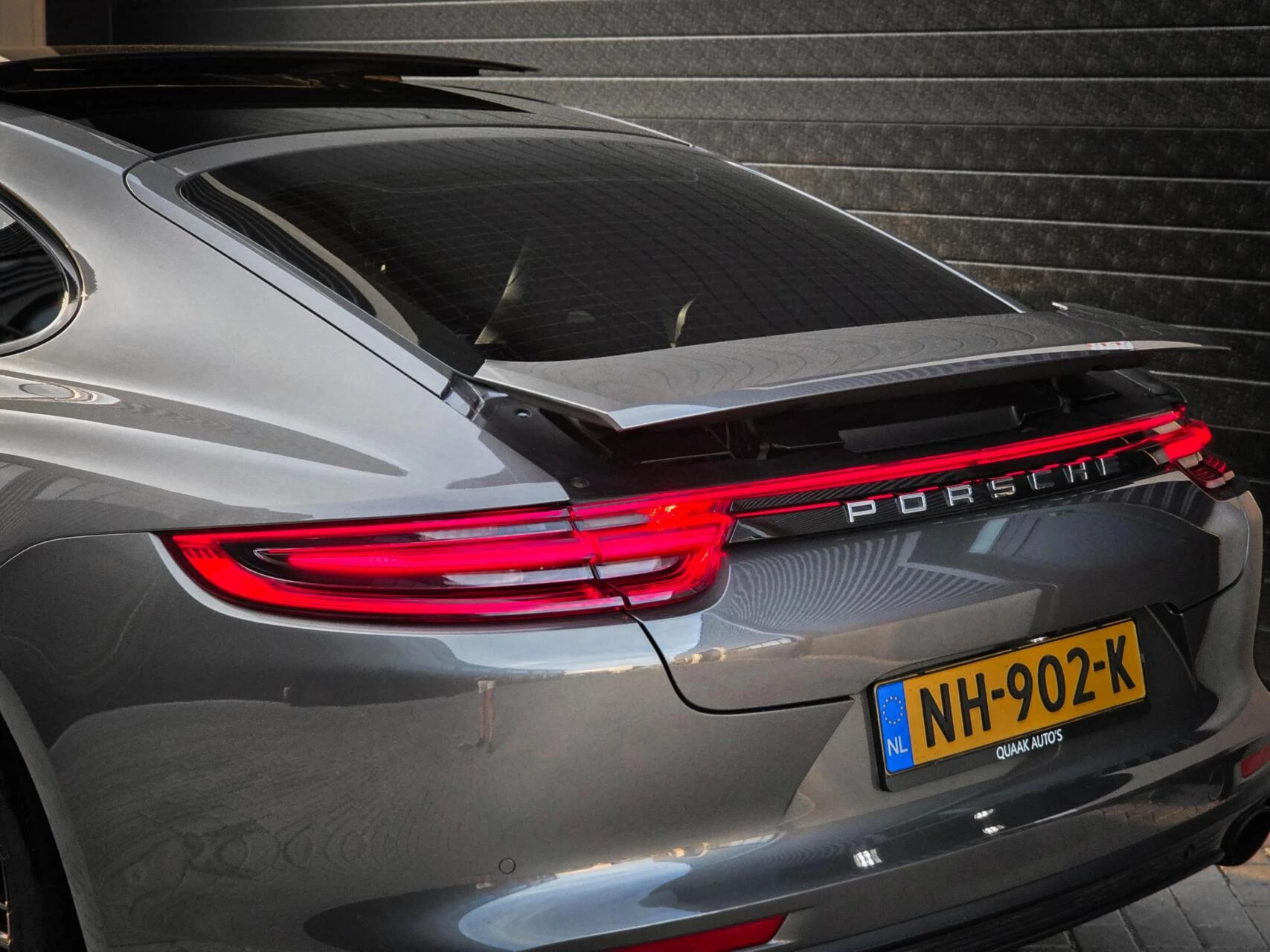 Hoofdafbeelding Porsche Panamera