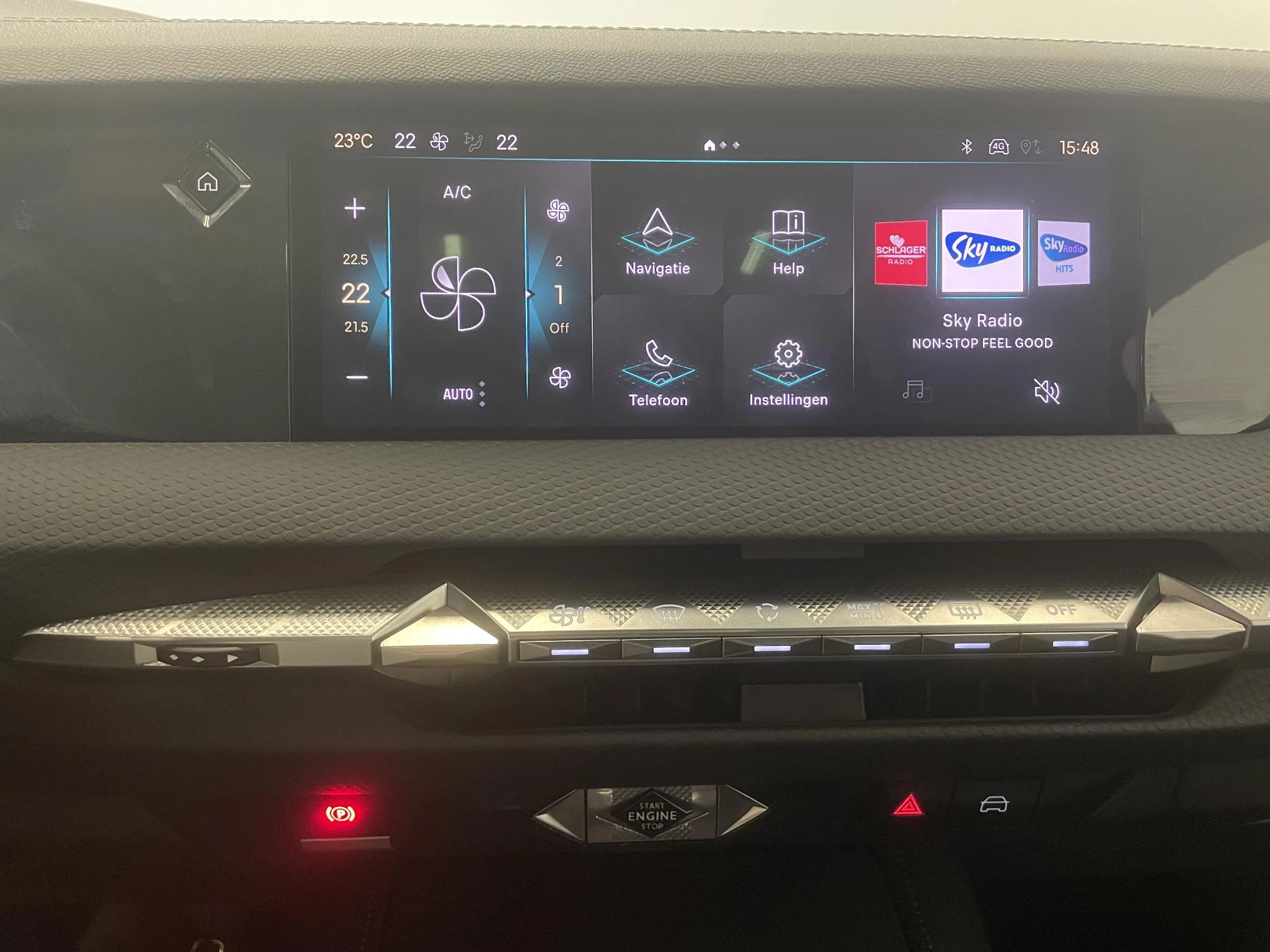 Hoofdafbeelding DS DS 4