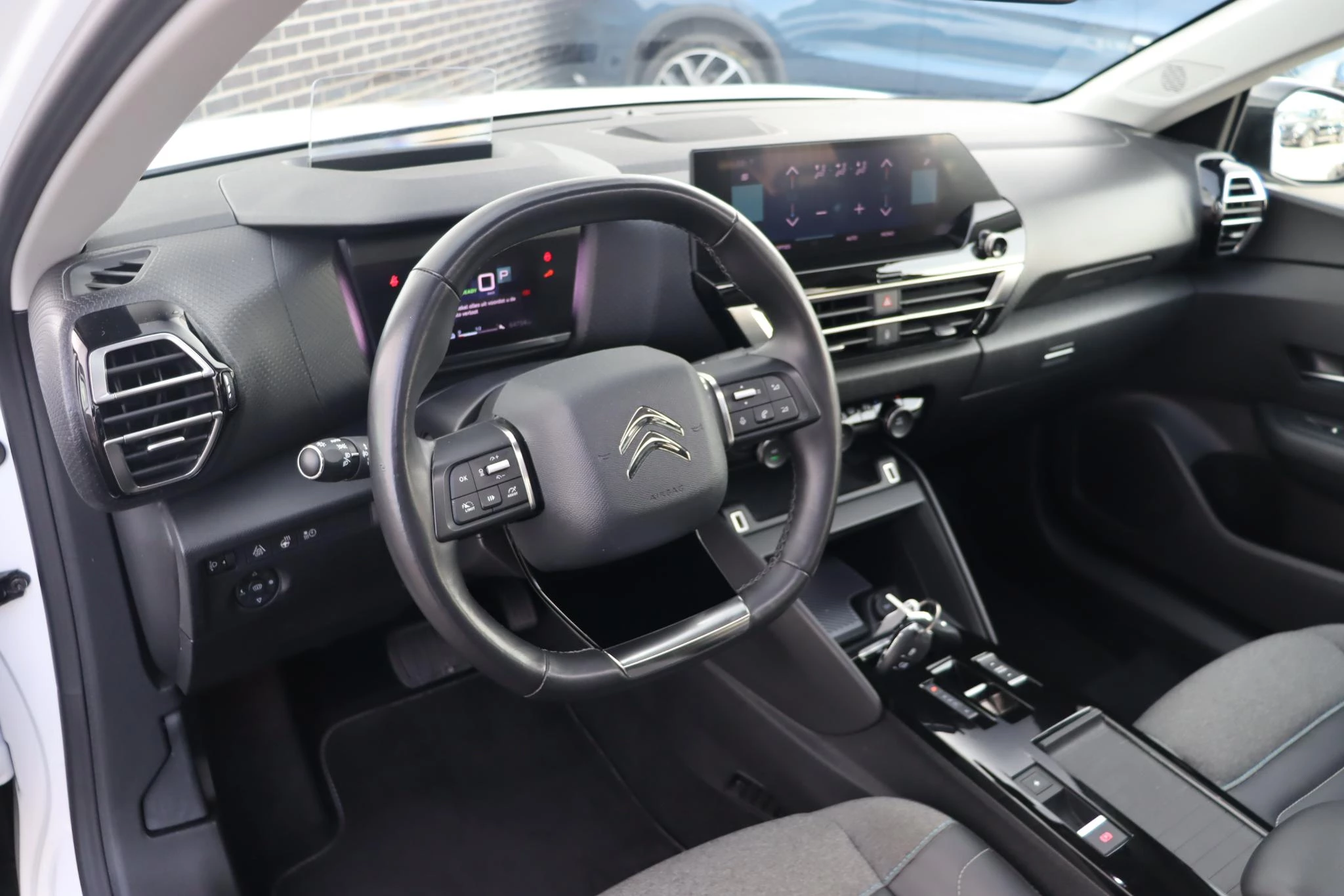 Hoofdafbeelding Citroën ë-C4