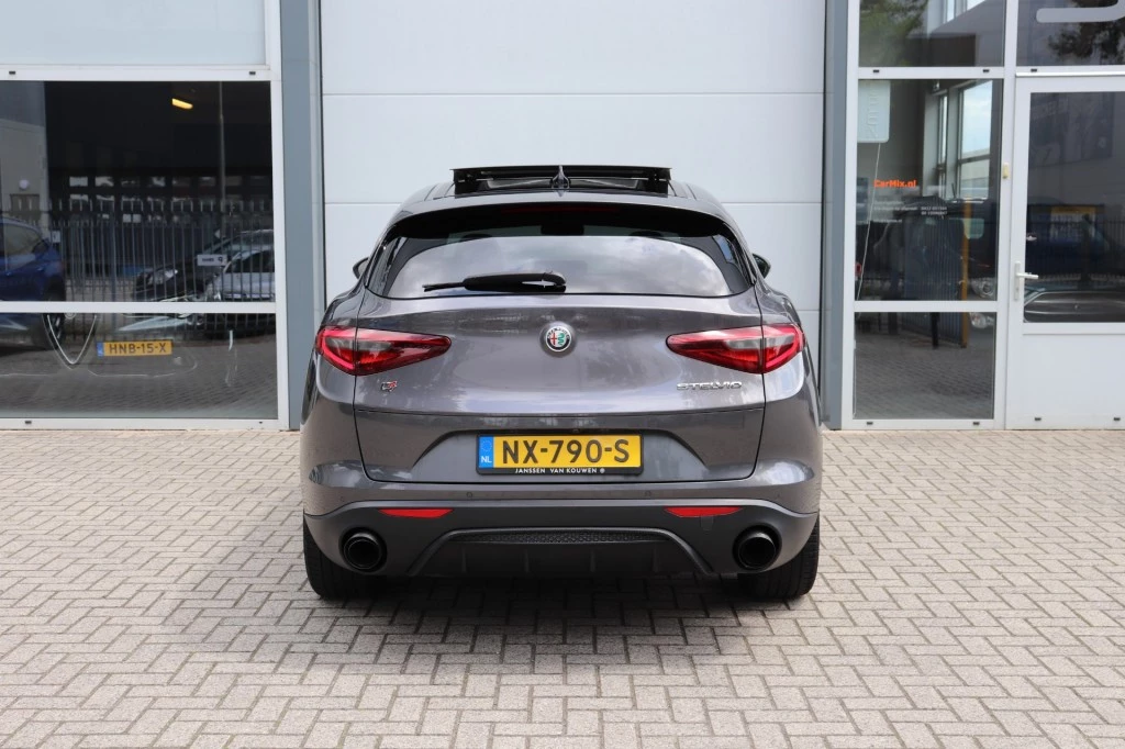 Hoofdafbeelding Alfa Romeo Stelvio