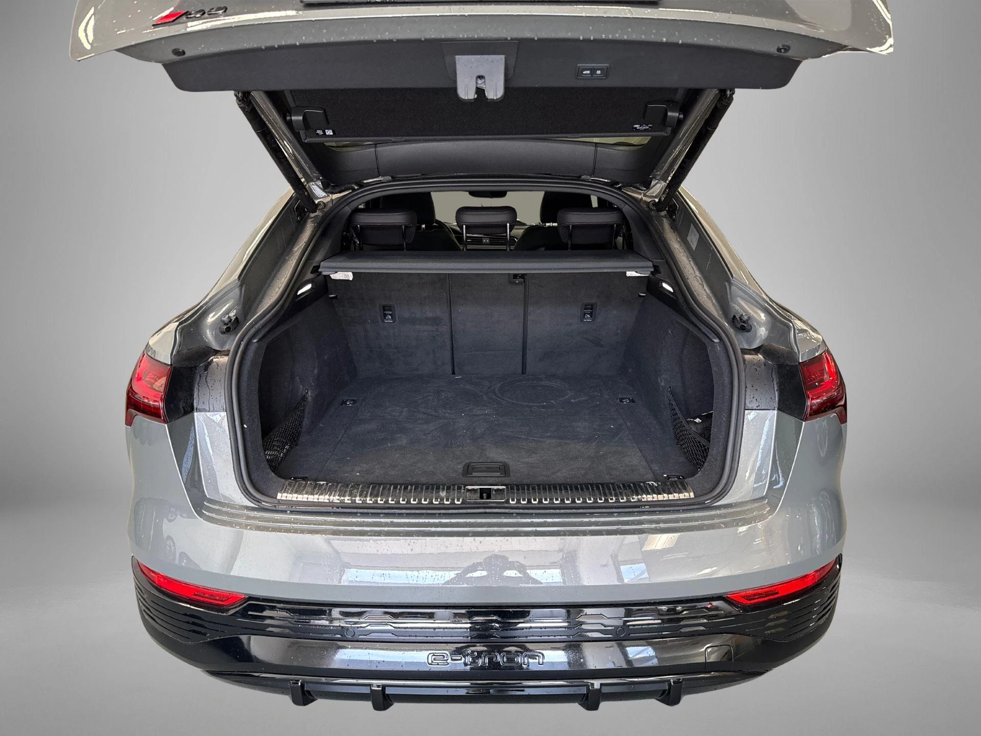 Hoofdafbeelding Audi Q8 Sportback e-tron
