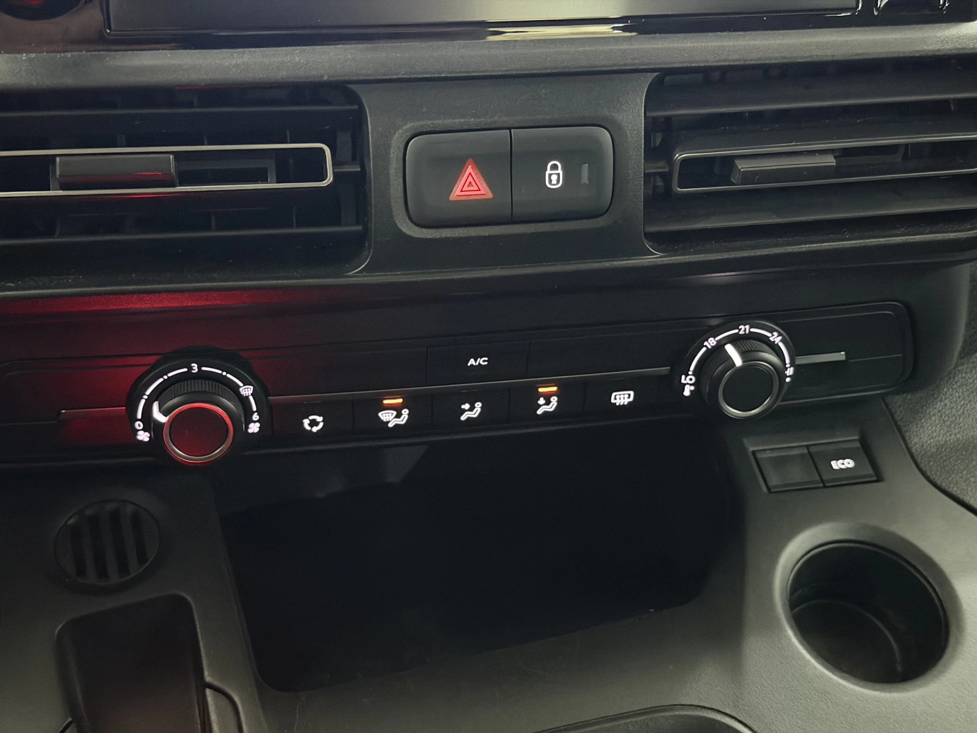 Hoofdafbeelding Peugeot Rifter