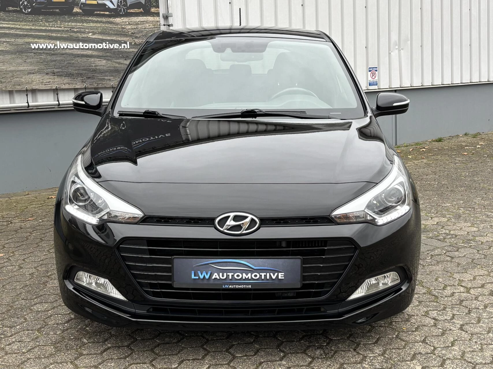 Hoofdafbeelding Hyundai i20