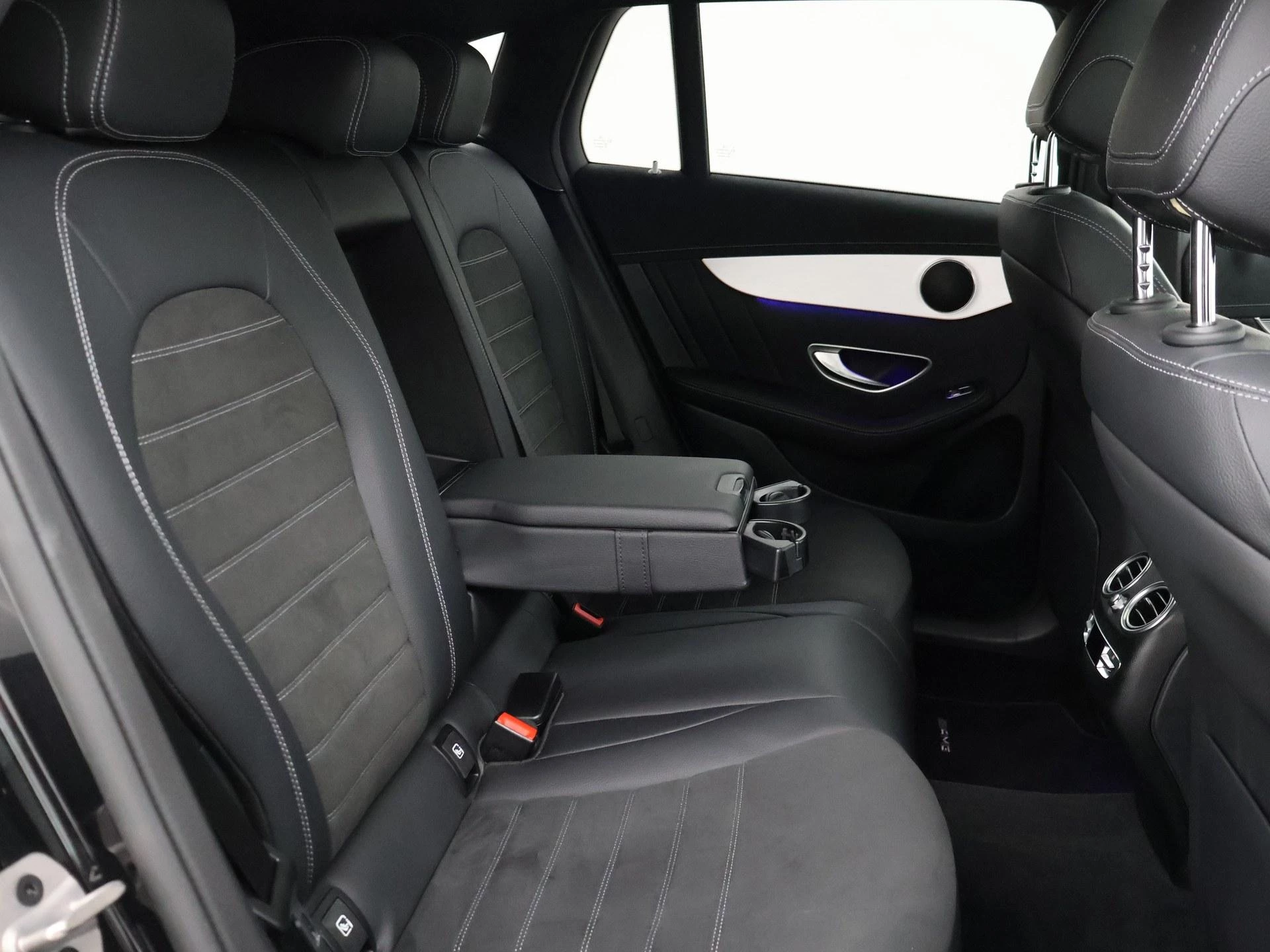 Hoofdafbeelding Mercedes-Benz EQC