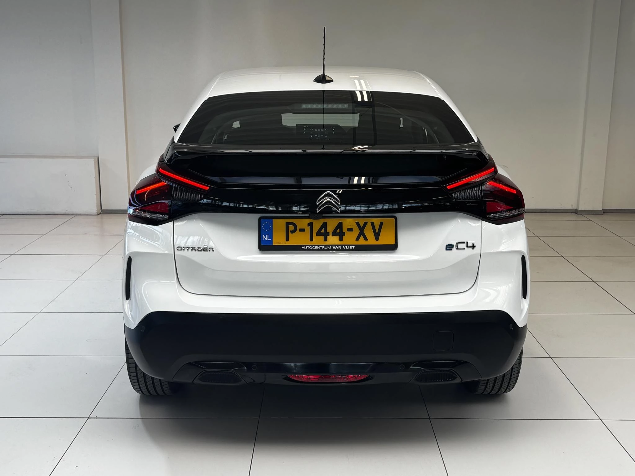 Hoofdafbeelding Citroën ë-C4