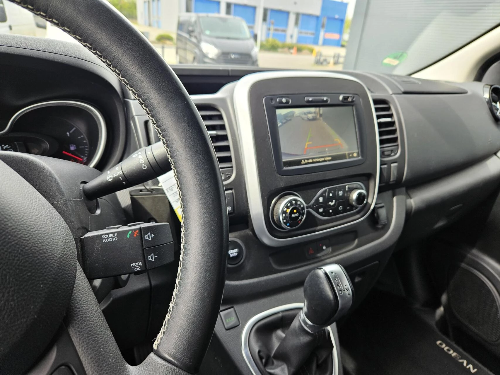 Hoofdafbeelding Nissan NV300