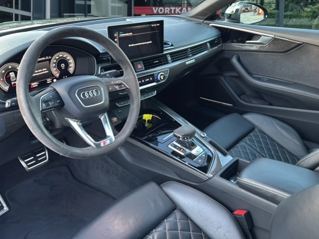 Hoofdafbeelding Audi S5