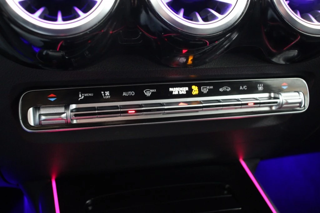 Hoofdafbeelding Mercedes-Benz EQB