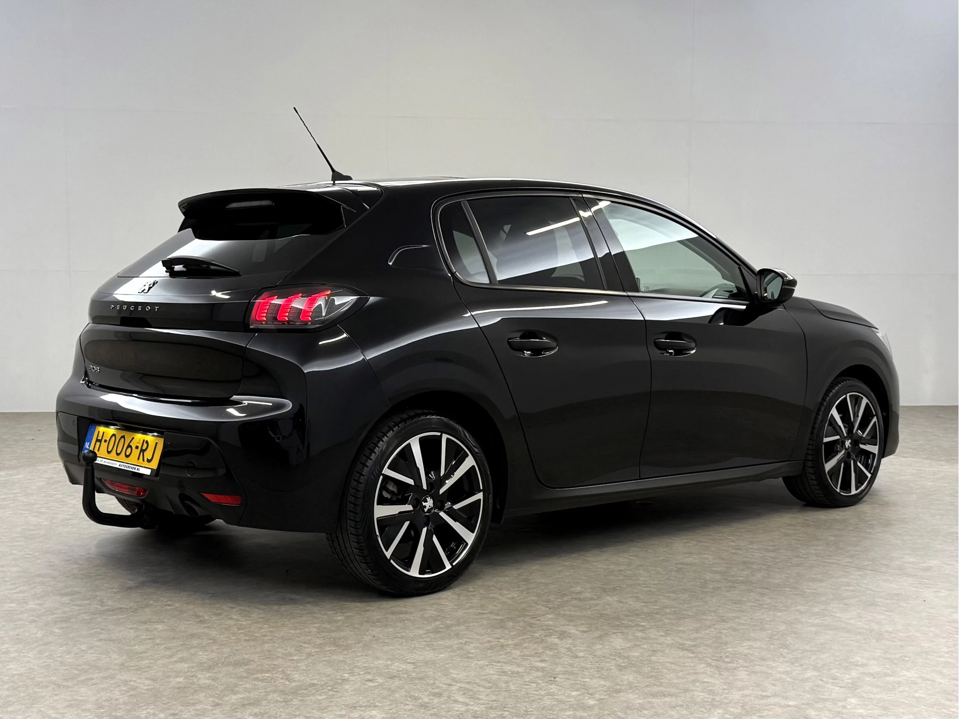 Hoofdafbeelding Peugeot 208