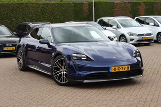 Porsche Taycan Cross Turismo 93 kWh / SoH 93,7% / Panoramadak / 360Camera / Luchtvering / Sportchrono / 20'' / Warmtepomp / Stoelverwarming 4x / DAB / CarPlay / Cruise Control