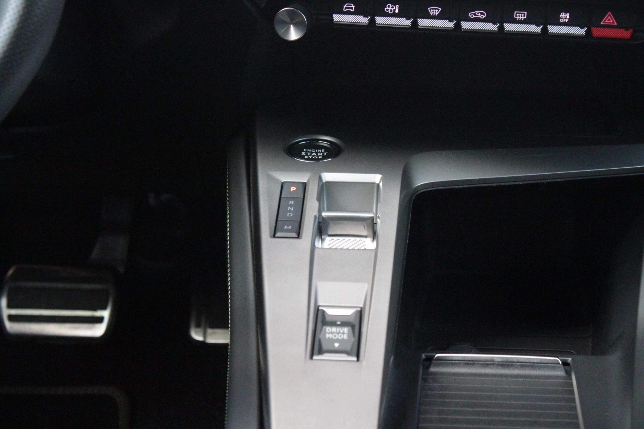 Hoofdafbeelding Peugeot 408