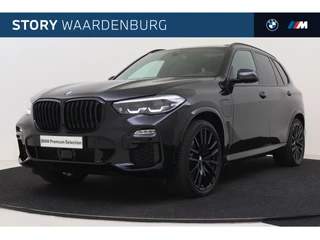 BMW X5 xDrive45e High Executive / Panoramadak / Sportstoelen / Stoelverwarming / Adaptive Air Suspension / Live Cockpit Professional / Active Cruise Control / Parking Assistant