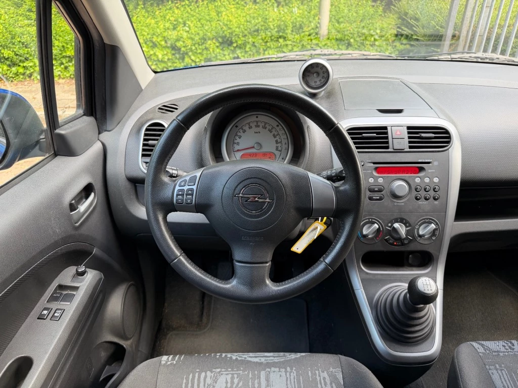 Hoofdafbeelding Opel Agila
