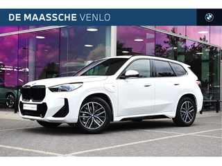 BMW X1 xDrive30e High Executive M Sport Automaat / Panoramadak / Trekhaak / Sportstoelen / Adaptief M Onderstel / Adaptieve LED / Parking Assistant Plus / Comfort Access