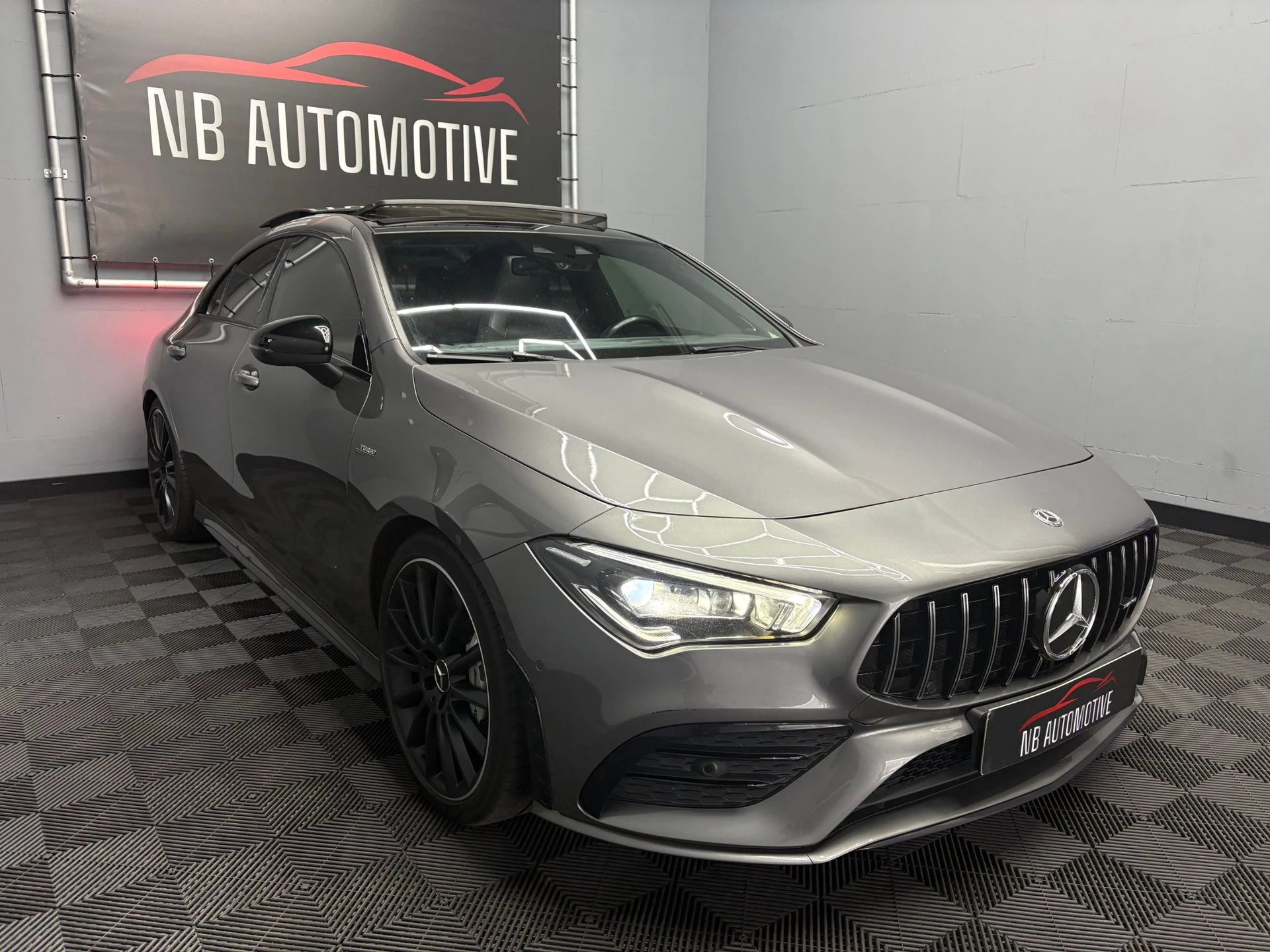 Hoofdafbeelding Mercedes-Benz CLA