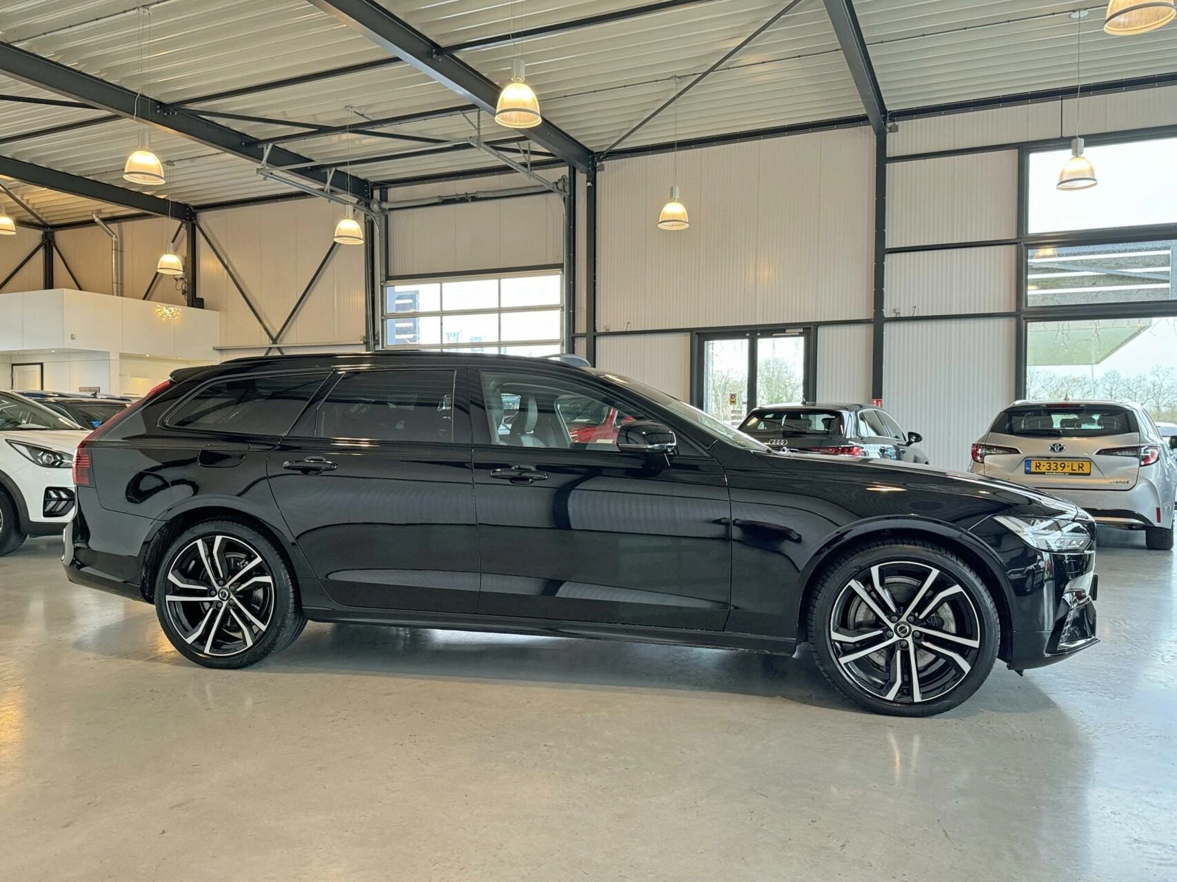 Hoofdafbeelding Volvo V90