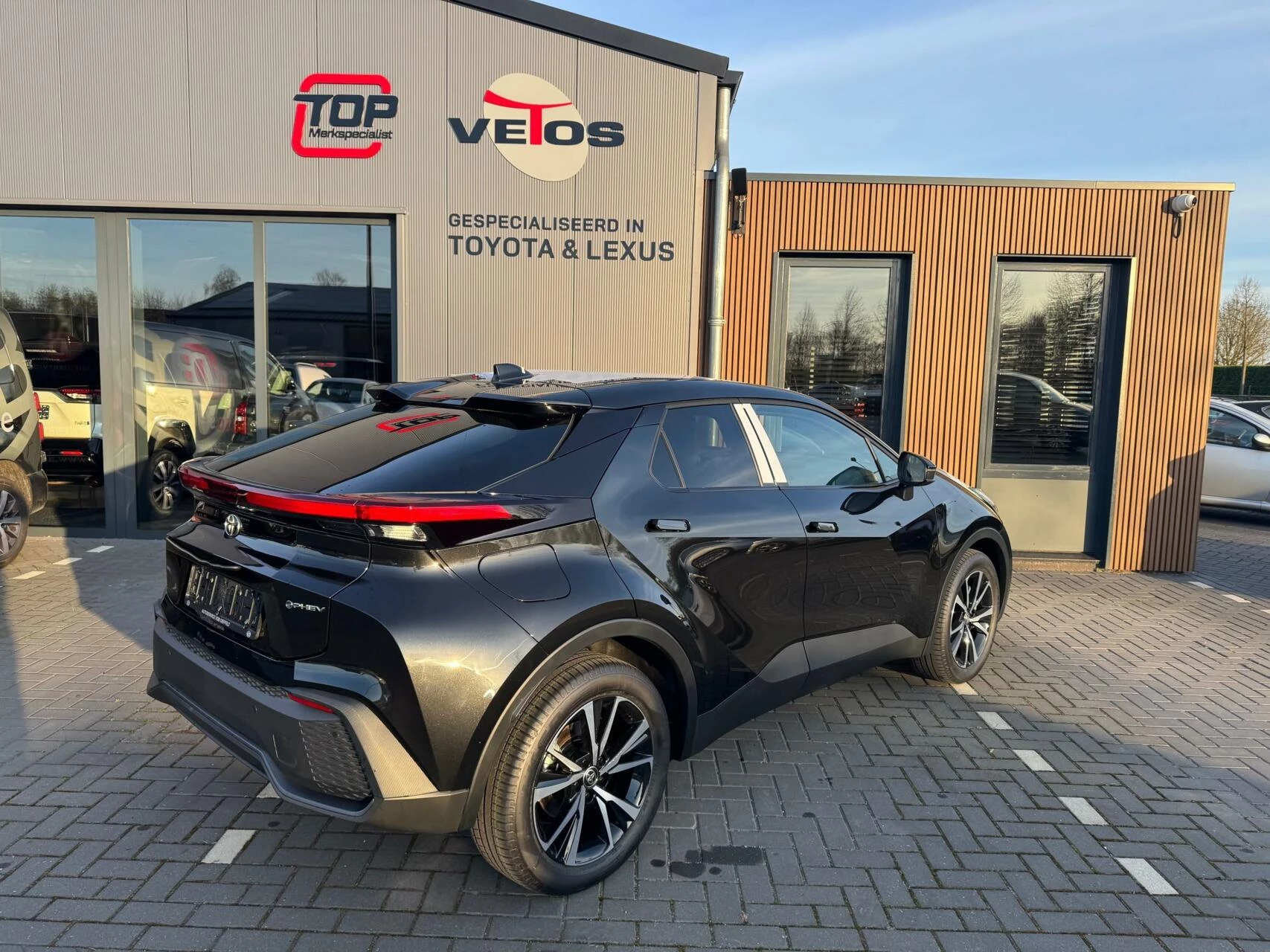 Hoofdafbeelding Toyota C-HR