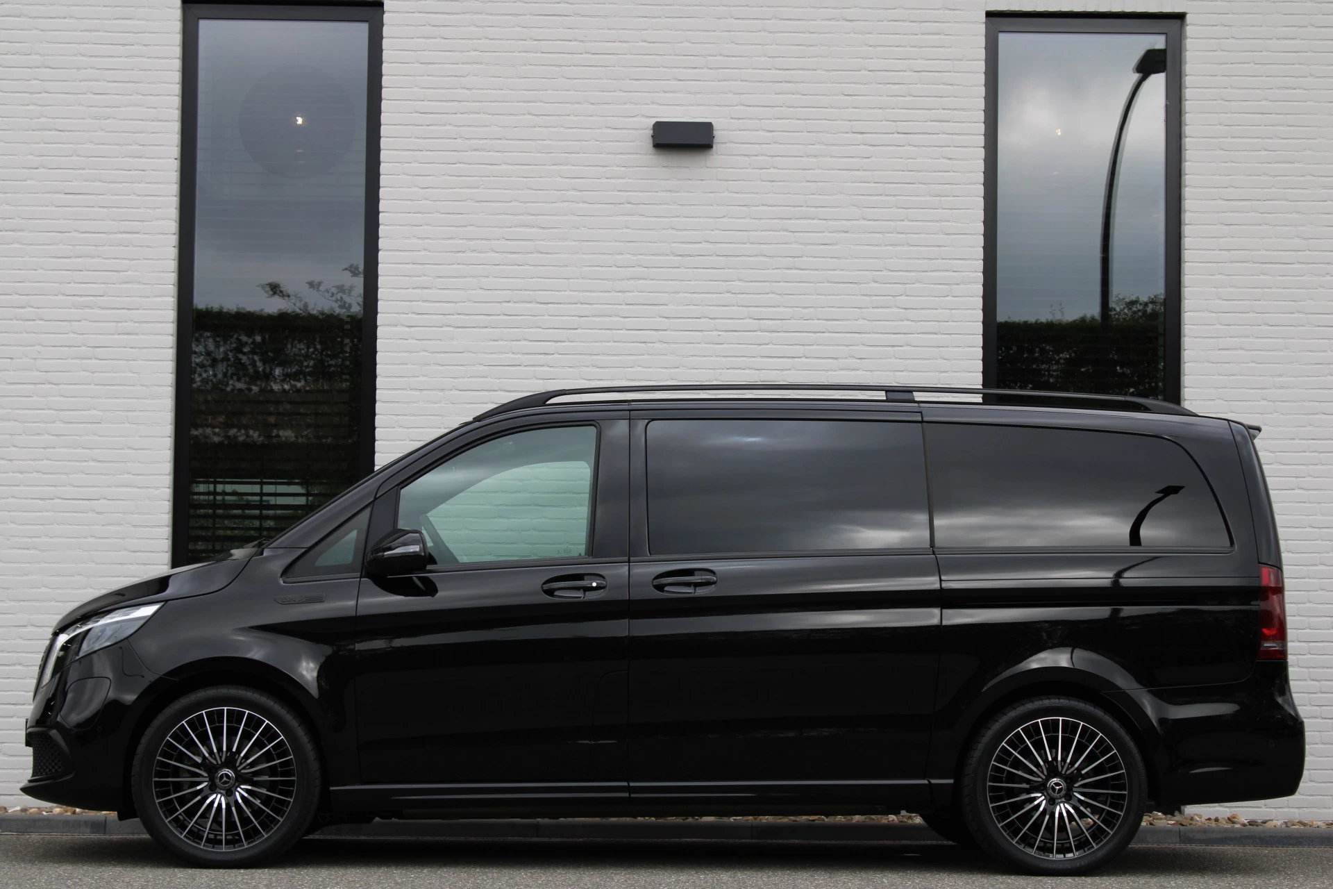Hoofdafbeelding Mercedes-Benz EQV