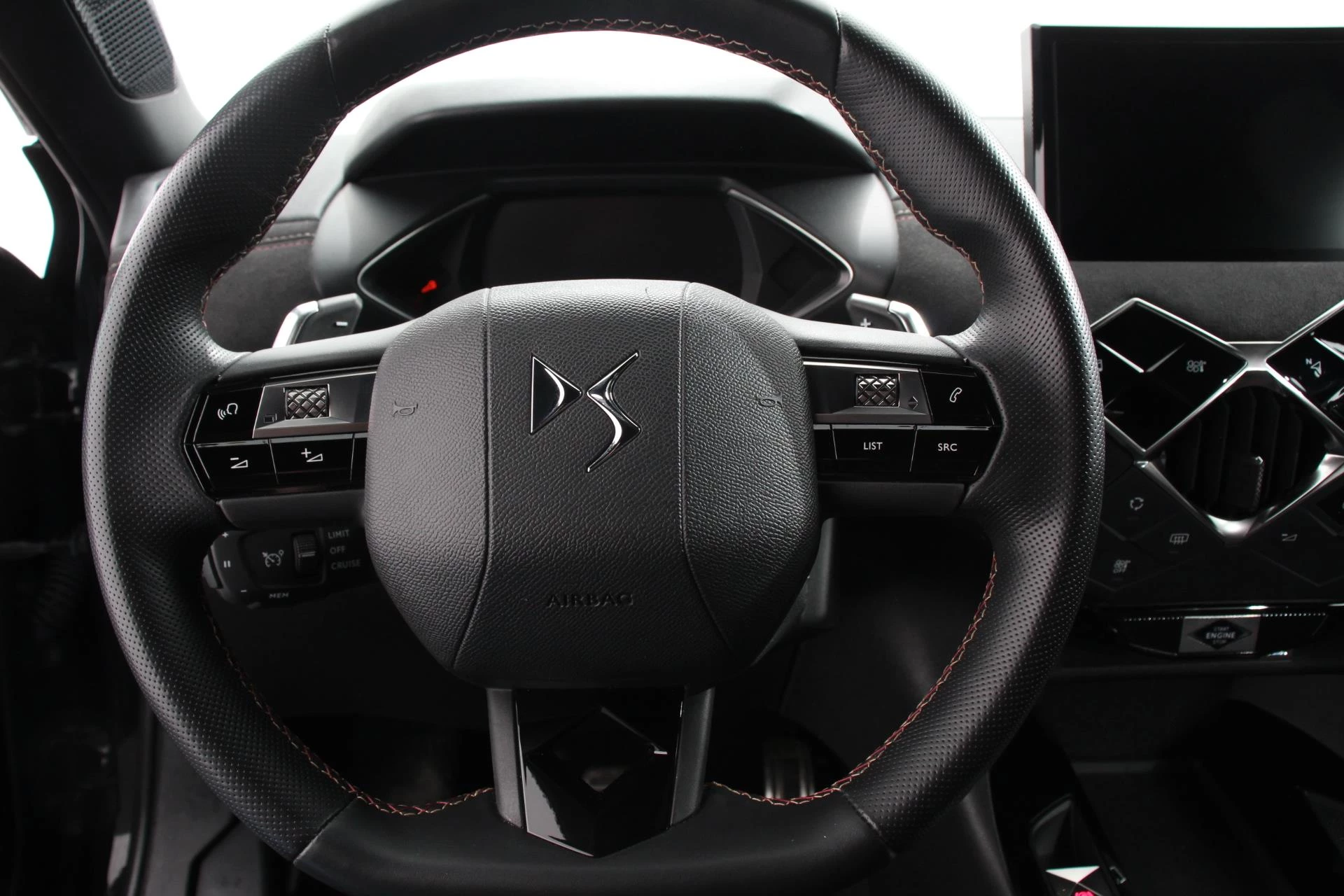 Hoofdafbeelding DS DS 3