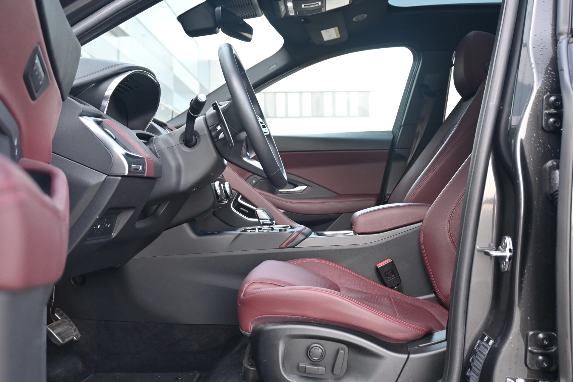 Hoofdafbeelding Jaguar E-PACE