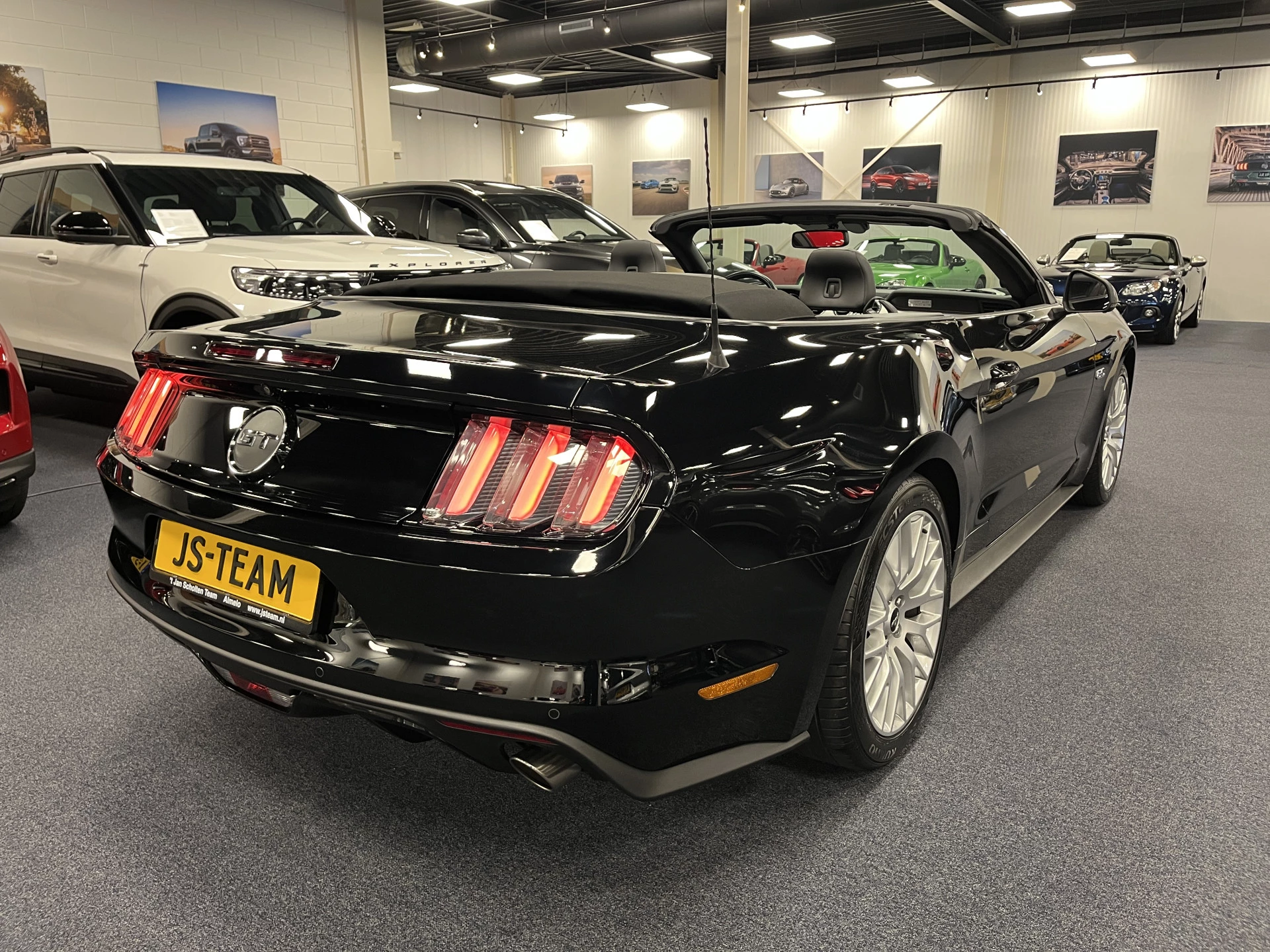 Hoofdafbeelding Ford Mustang