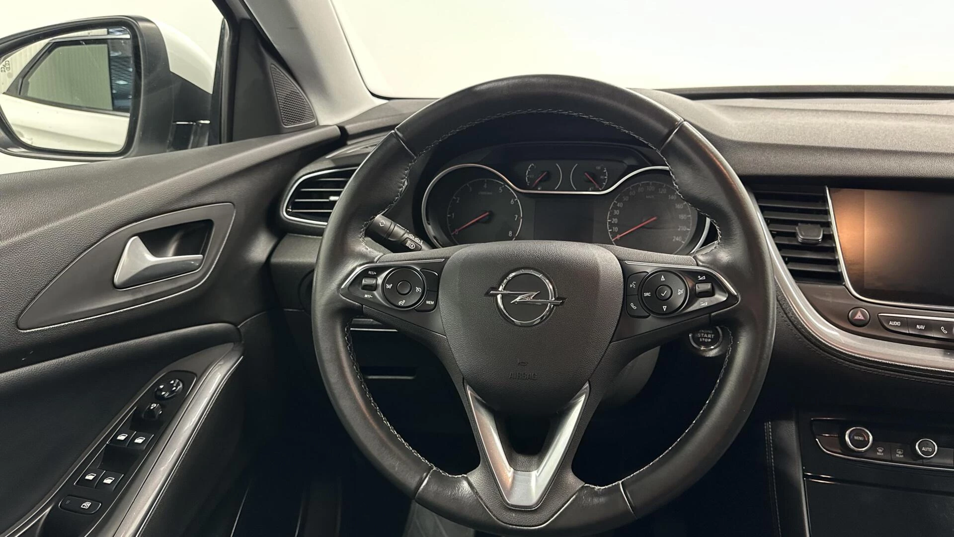 Hoofdafbeelding Opel Grandland X