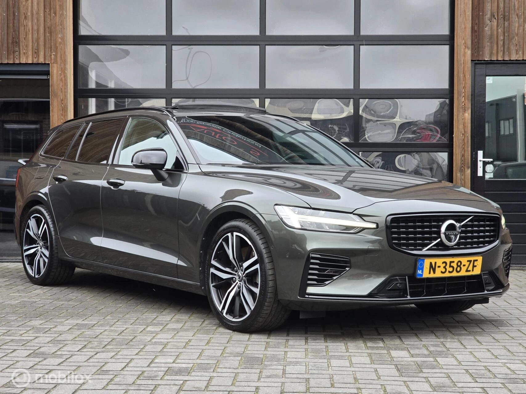 Hoofdafbeelding Volvo V60