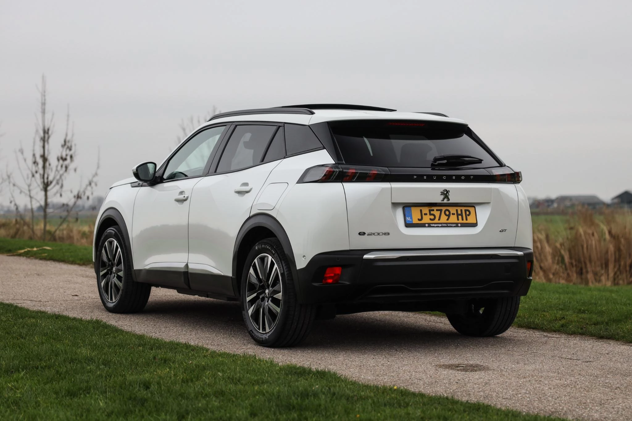 Hoofdafbeelding Peugeot e-2008