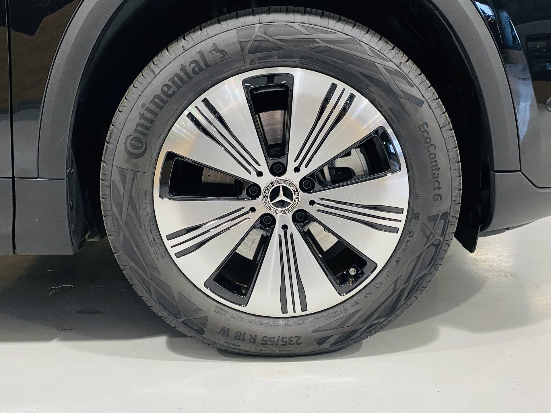 Hoofdafbeelding Mercedes-Benz EQA