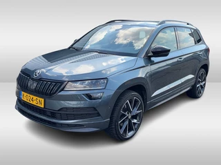 Škoda Karoq 1.5 TSI ACT Sportline Business / Camera / CarPlay / Keyless / 19'' / Stoel+Stuurverwarming / Dodehoek / DAB / ACC