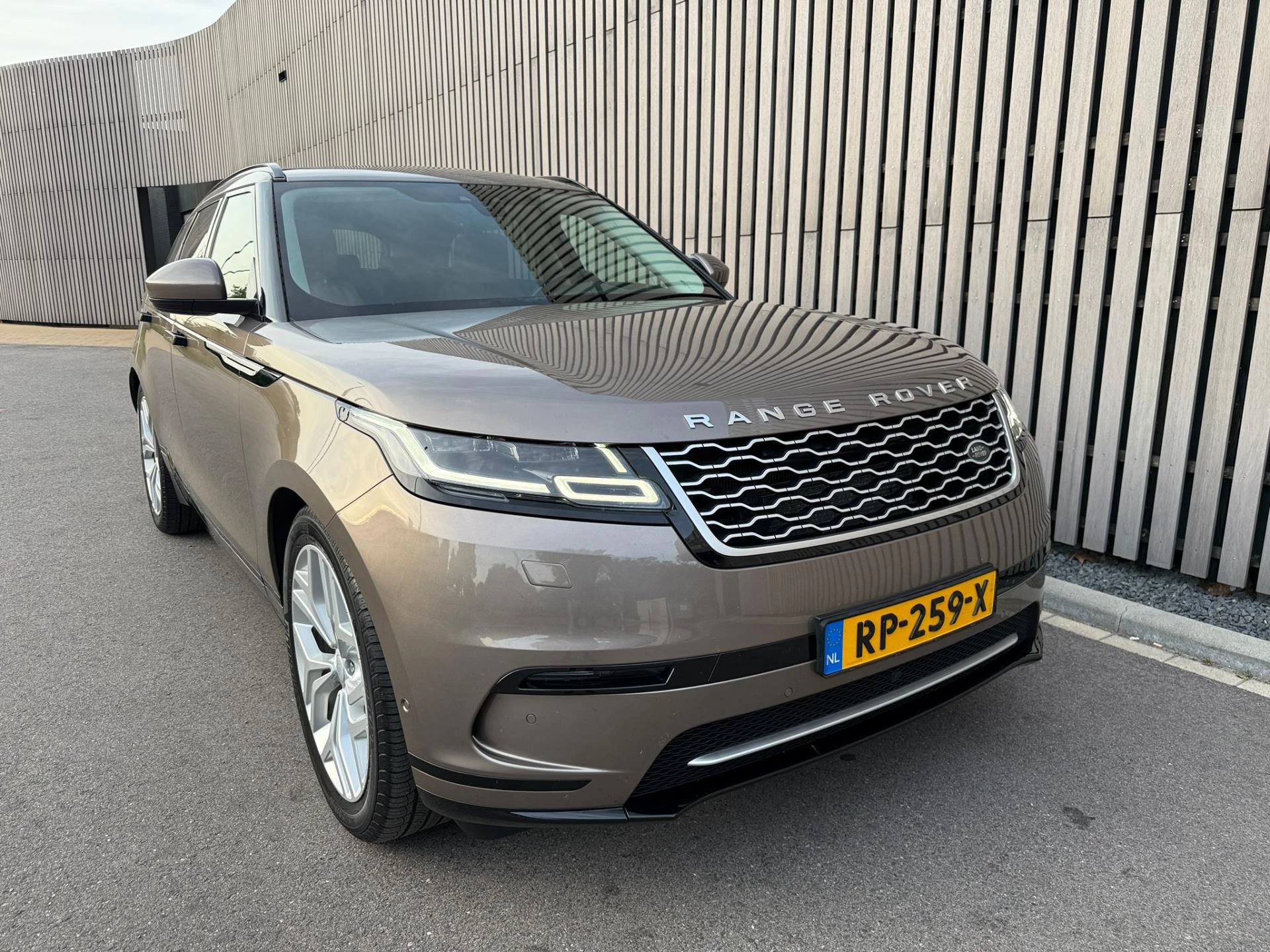 Hoofdafbeelding Land Rover Range Rover Velar